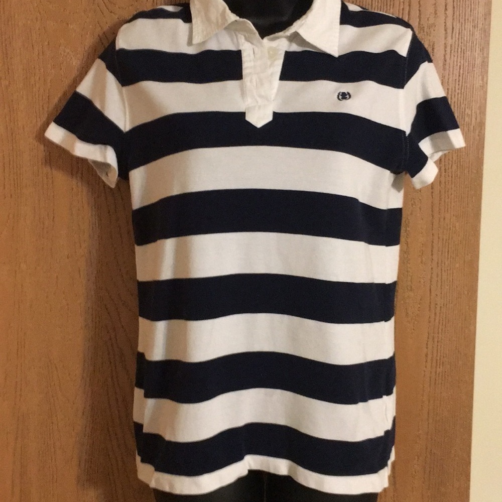 Izod women’s cute navy and‎ white striped golf shirt. Size M. EUC